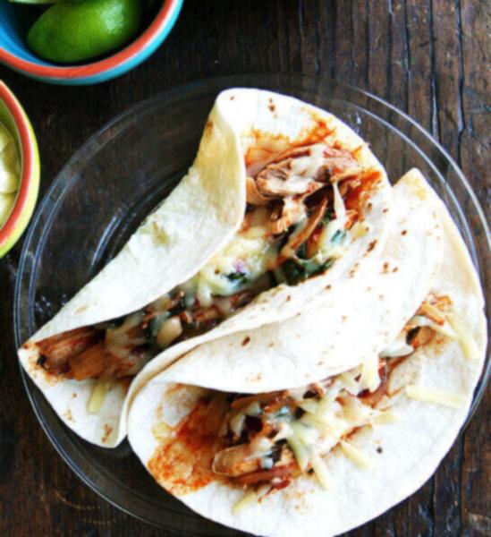 Κλασικοί Τάκος Τίνγκα Κοτόπουλου 10 tacos κοτόπουλου tinga