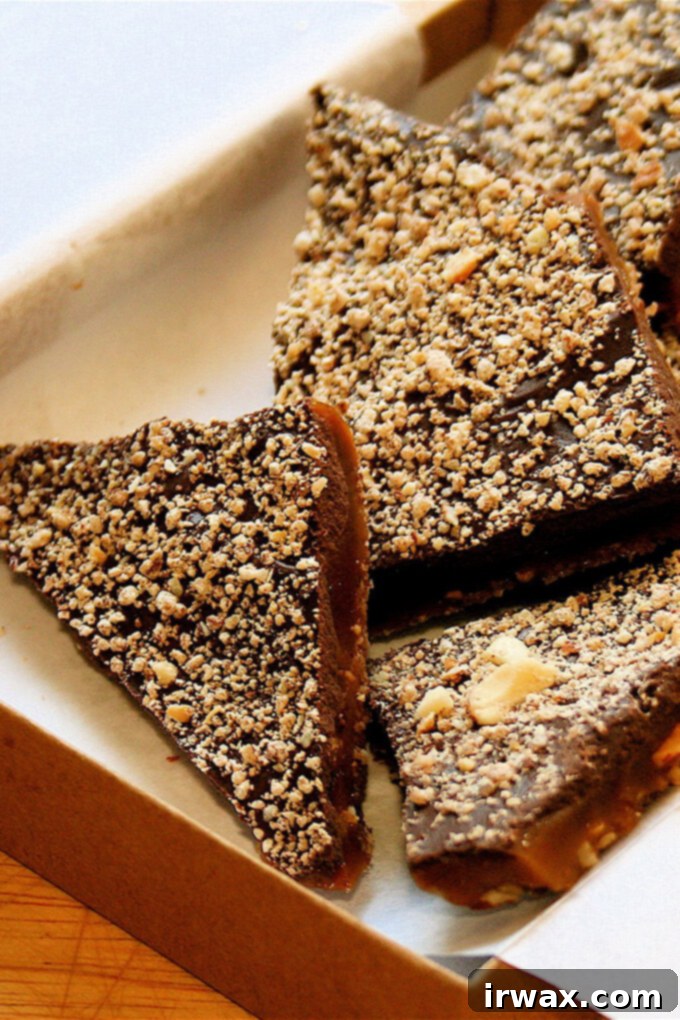 Κλασικό Σοκολατένιο Τόφι 3 Daley Toffee: a friend's family recipe.