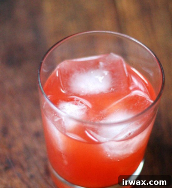 Κοκτέιλ Απερόλ με Γκρέιπφρουτ 4 Κοκτέιλ Aperol-γκρέιπφρουτ.