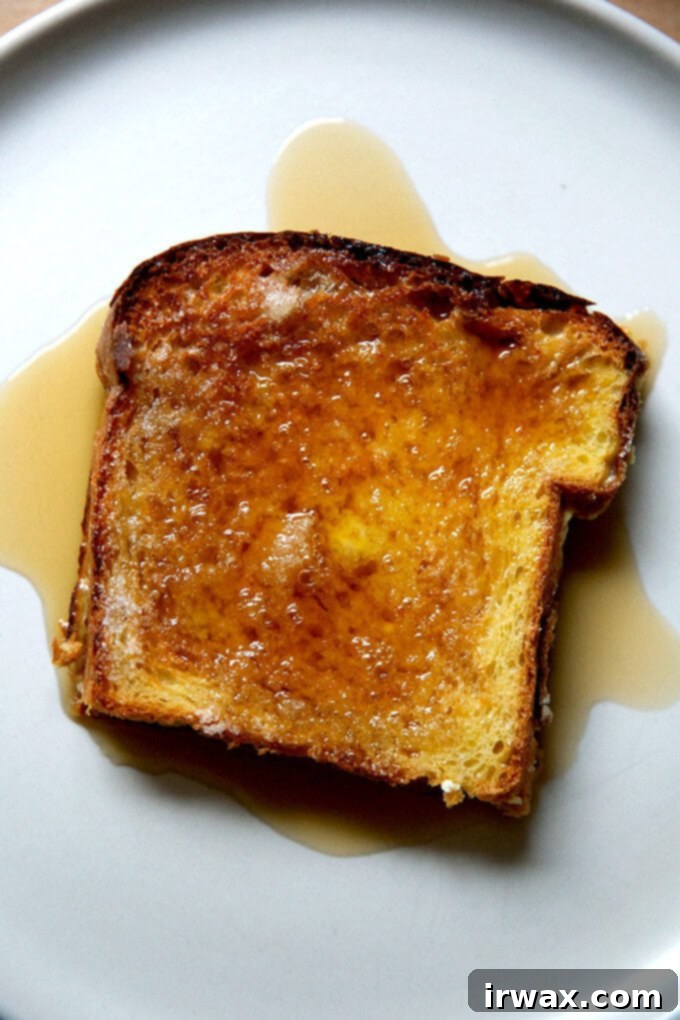 Ψημένο Διανυκτερινό Αυγόψωμο 3 French Toast από το Προηγούμενο Βράδυ.