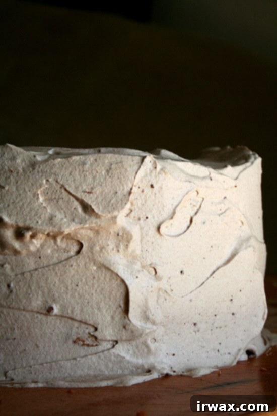 Σπιτικό Κέικ των Αγγέλων 8 Angel Food Cake με διακόσμηση