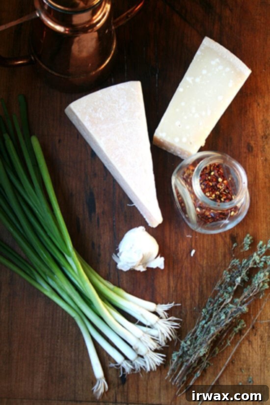 Αυτή η Salsa di Parmigiano είναι μια υπέροχη, εύκολη σάλτσα που πρέπει να γνωρίζετε. Φτιαγμένη κυρίως στον πολυκόφτη, ετοιμάζεται σε λιγότερο από δέκα λεπτά και είναι αρκετή για να σας κρατήσει για εβδομάδες. Φημολογείται ότι στο Bottega του Michael Chiarello, κάθε τραπέζι λαμβάνει ένα μπολ με τη σάλτσα μαζί με τραγανό ψωμί πριν φτάσουν τα κυρίως πιάτα. Ακούγεται παραδεισένιο. // alexandracooks.com Αυτή η Salsa di Parmigiano είναι μια υπέροχη, εύκολη σάλτσα που πρέπει να γνωρίζετε. Φτιαγμένη κυρίως στον πολυκόφτη, ετοιμάζεται σε λιγότερο από δέκα λεπτά και είναι αρκετή για να σας κρατήσει για εβδομάδες. Φημολογείται ότι στο Bottega του Michael Chiarello, κάθε τραπέζι λαμβάνει ένα μπολ με τη σάλτσα μαζί με τραγανό ψωμί πριν φτάσουν τα κυρίως πιάτα. Ακούγεται παραδεισένιο. // alexandracooks.com