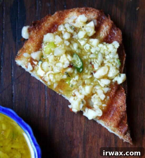 Κρέμα Παρμεζάνας 5 Salsa di Parmigiano, μια πλούσια και τυρένια σάλτσα.