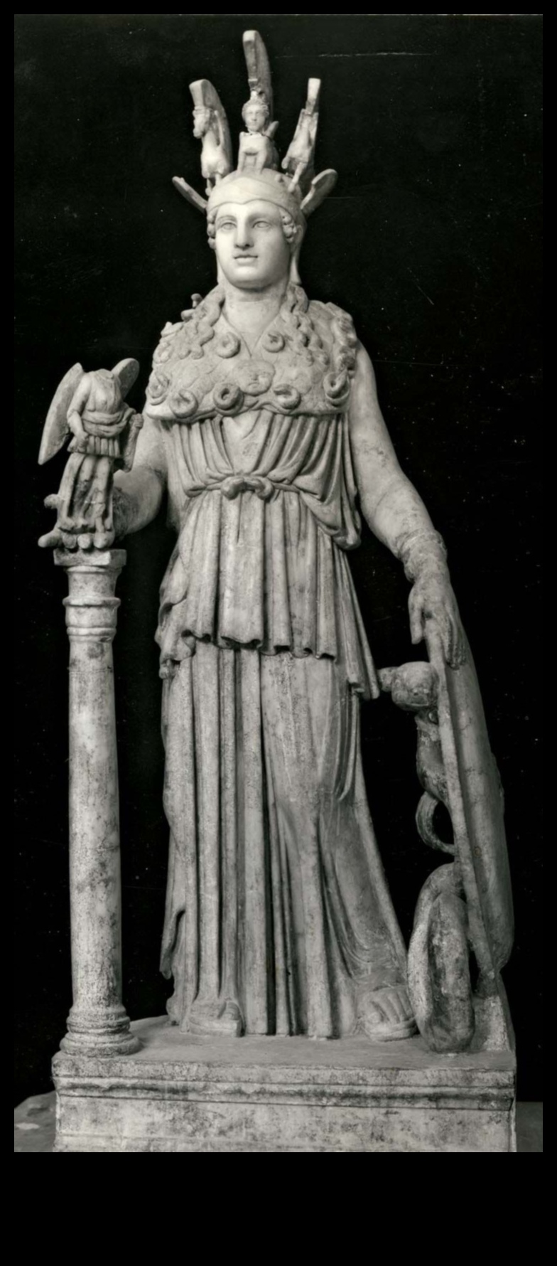 Η Αιγίδα της Αθηνάς: Ο συμβολισμός της Γοργόνας στην Ελληνική Τέχνη