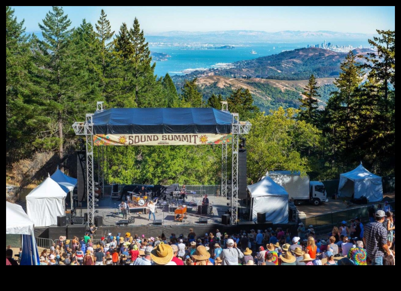 Melodic Landscapes An Exploration of Sound and Place 3 Μελωδικά Τοπία: Η Συμφωνία της Φύσης στη Μουσική