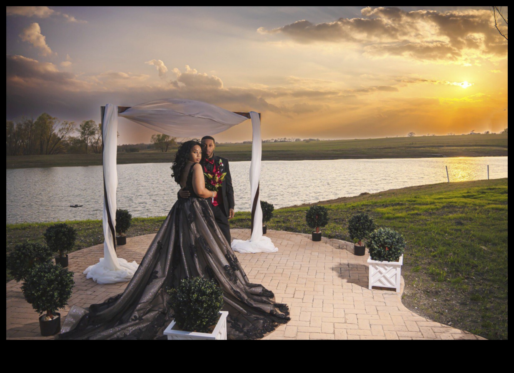 Sunset Serenity: Αγκαλιάστε το Bohemian Vibe με στυλ