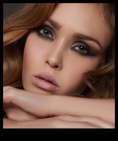 Η σκιά ματιών Faves The Celebrity Makeup Artists’s Go-to Products for a Smoky Eye