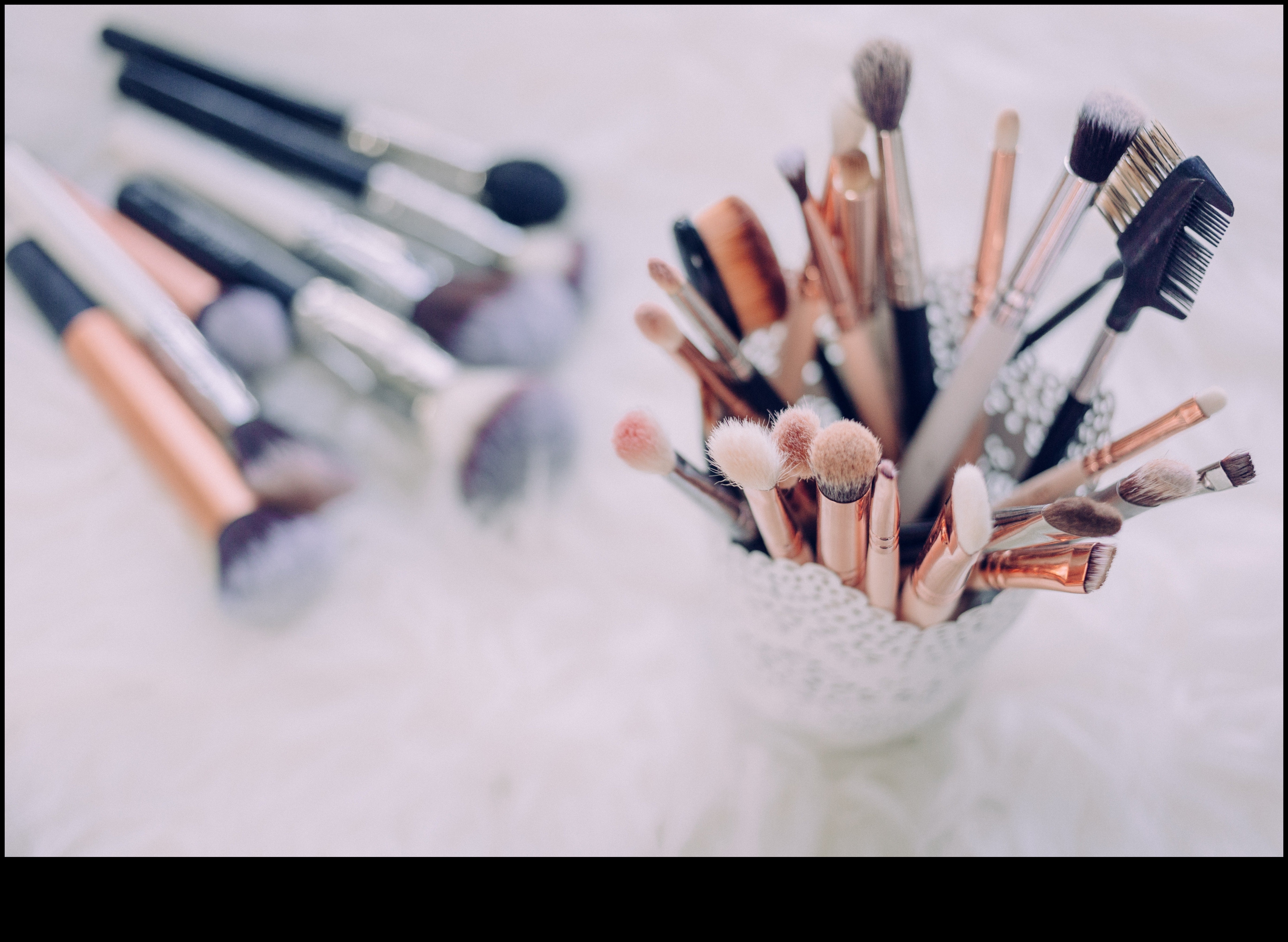 Εργαλεία μακιγιάζ για μικτό δέρμα: Προσαρμογή του κιτ σας για ισορροπημένη εφαρμογή