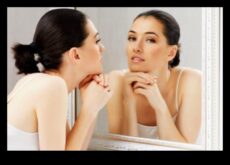 Γιορτάστε τη μοναδικότητά σας με φυσικό μακιγιάζ