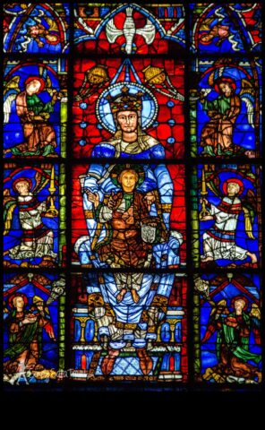 Η Παναγία στο Vitrail Theotokos σε γοτθικό βιτρό