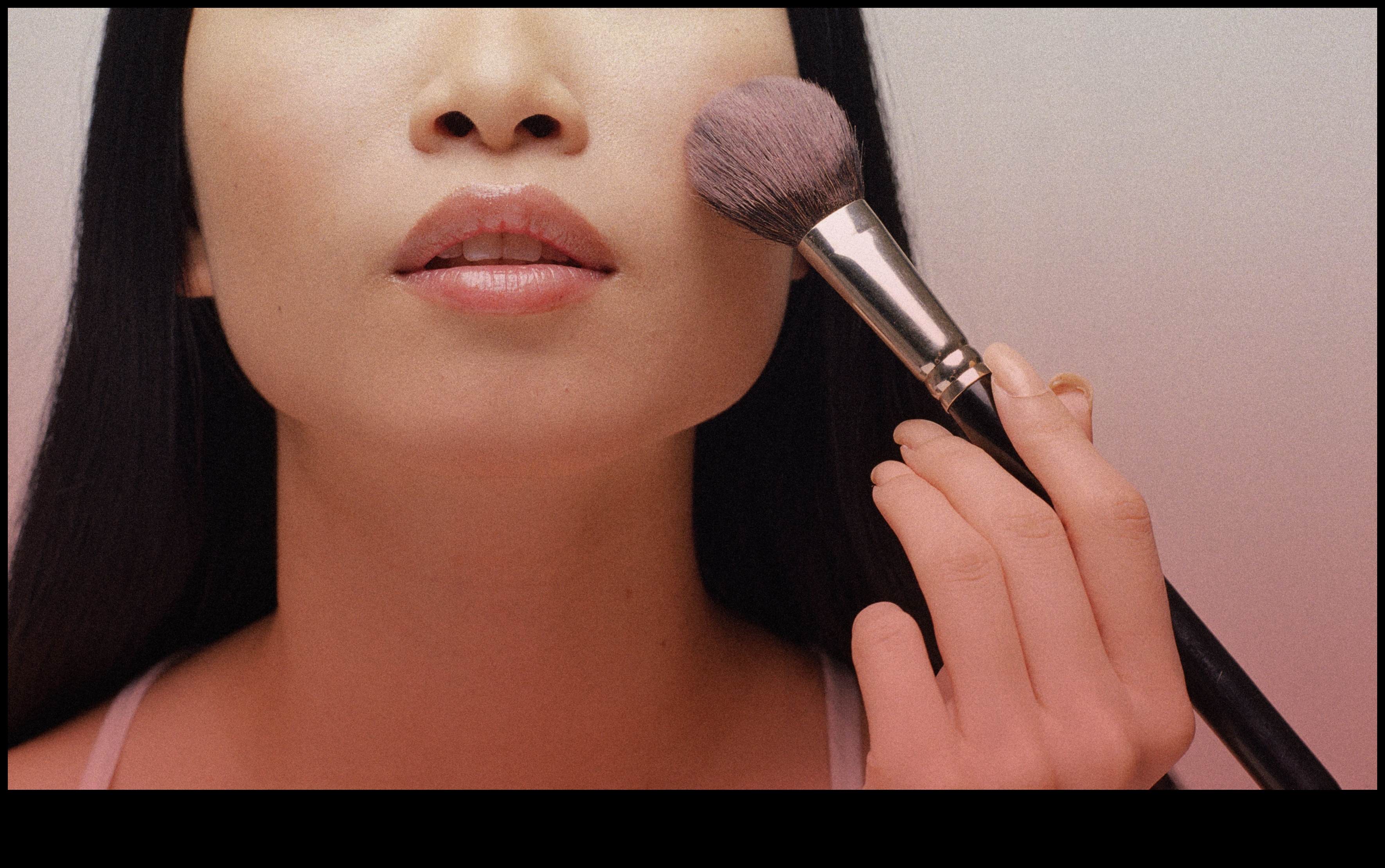 Καθαρισμός εργαλείου μακιγιάζ Ένας οδηγός για τη διατήρηση της υγιεινής για υγιές δέρμα 4 Makeup Tool Cleaning 101: Διατήρηση της υγιεινής για υγιές δέρμα