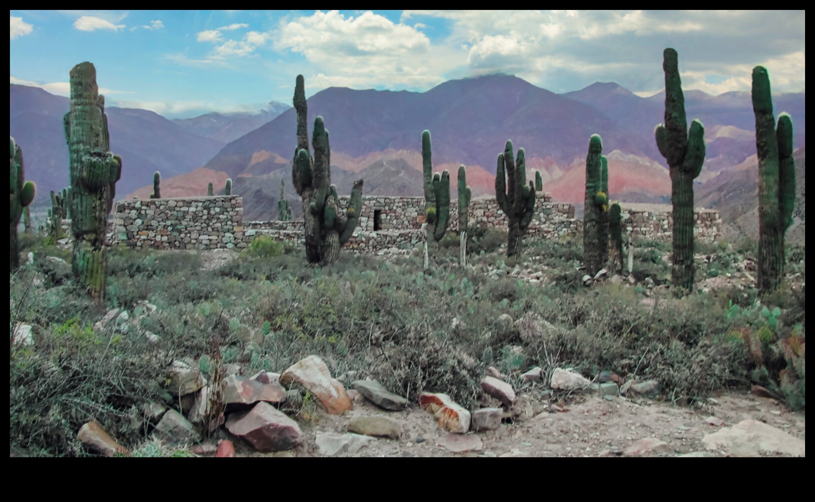 Πώς συμβάλλουν τα τοπία στις πολιτιστικές πρακτικές και παραδόσεις των κοινοτήτων;