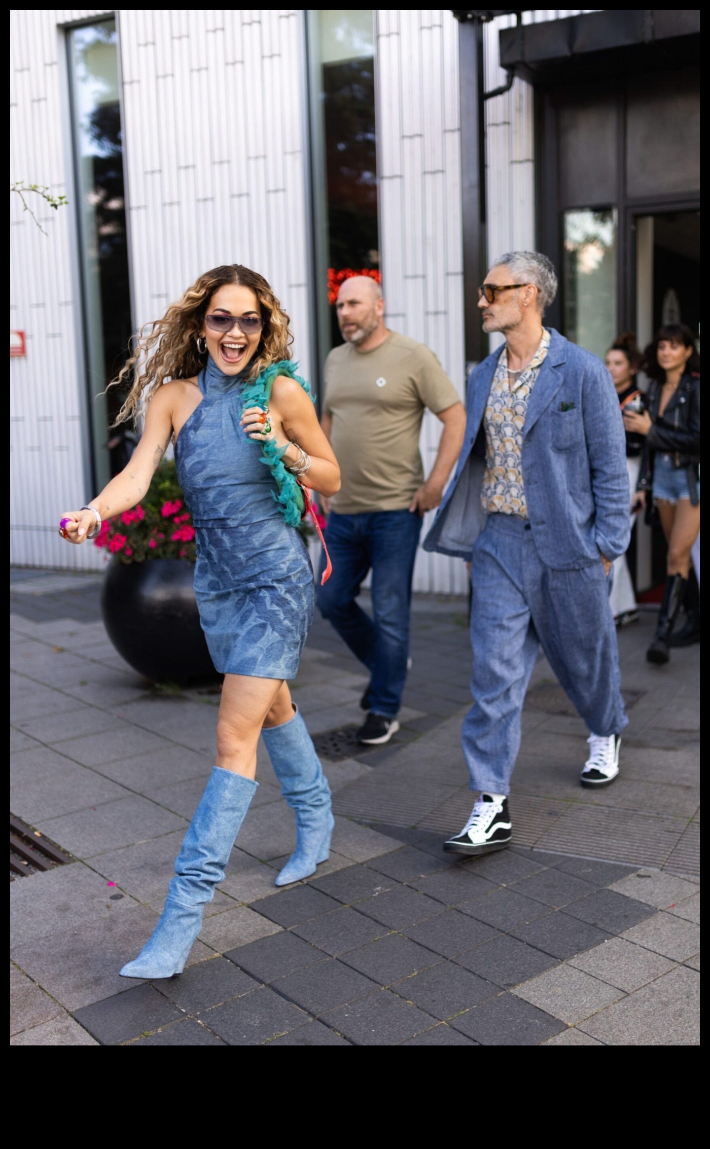 Dynamic Denim Ένα διαχρονικό κλασικό με μοντέρνα ανατροπή 1 Dynamic Denim: Από το Κλασικό στην Αιχμή