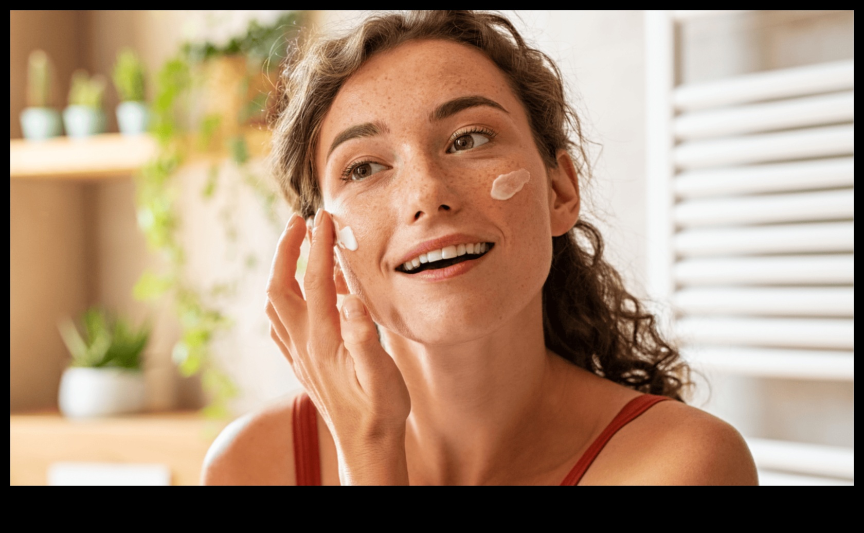 Επένδυση στον καμβά σας: Γιατί η περιποίηση του δέρματος είναι το πρώτο βήμα για εκπληκτικό μακιγιάζ